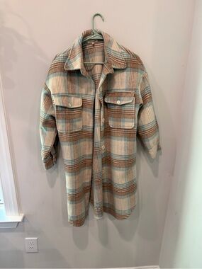 Oversized Plaid Utility Shacket in Cream, Tan & Light Blue